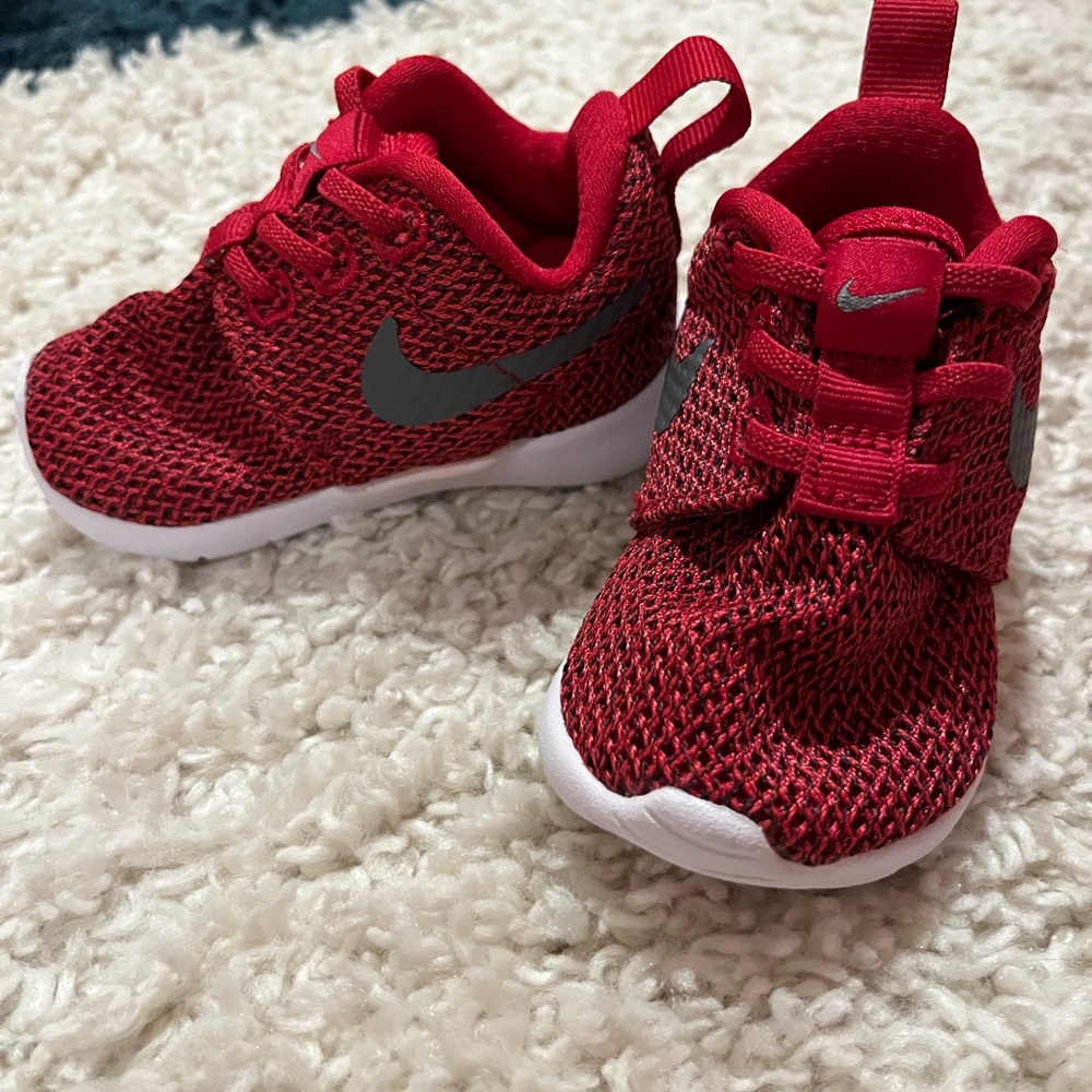 Nike baby Red Sneakers 3c